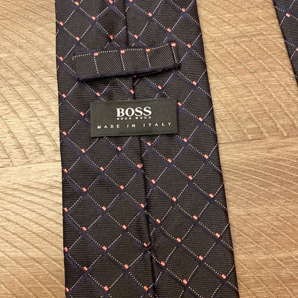 BOSS by Hugo Boss Black Silk Diamond Print Tie - Picture 4 of 9